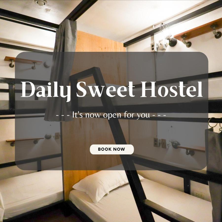 Ocean Breeze Hostel By Daily Sweet Moalboal Buitenkant foto
